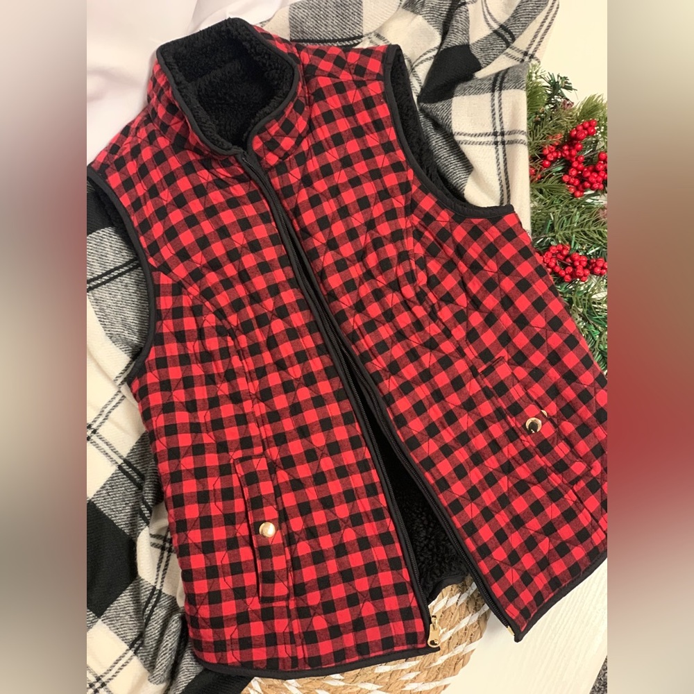 Croft & Barrow Reversible Vest